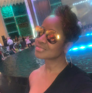 Meet your Posher, Donnette